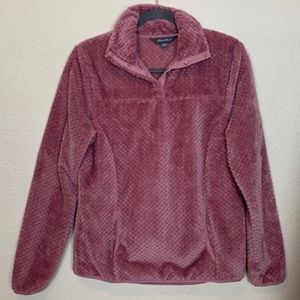 Excellent condition fleece button pullover fleece so soft!